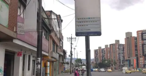 PARADERO SITP AVENIDA CALLE 3  100A07